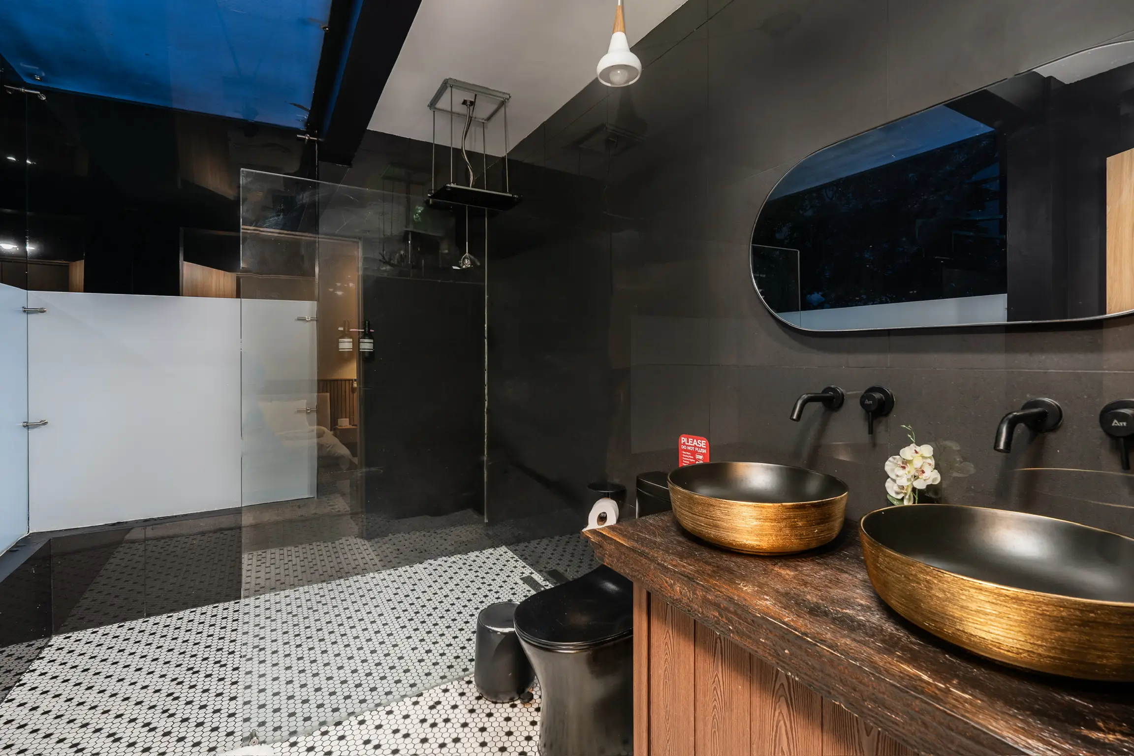 Bathroom1_1