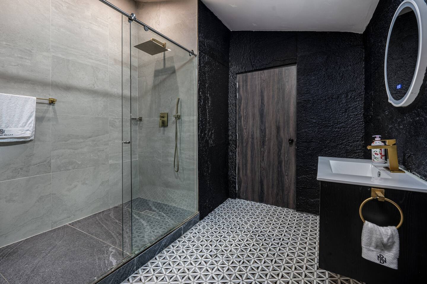 Bathroom2_1